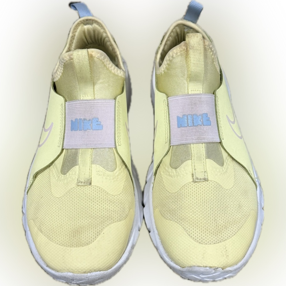 NIKE FLEX RUNNER 3